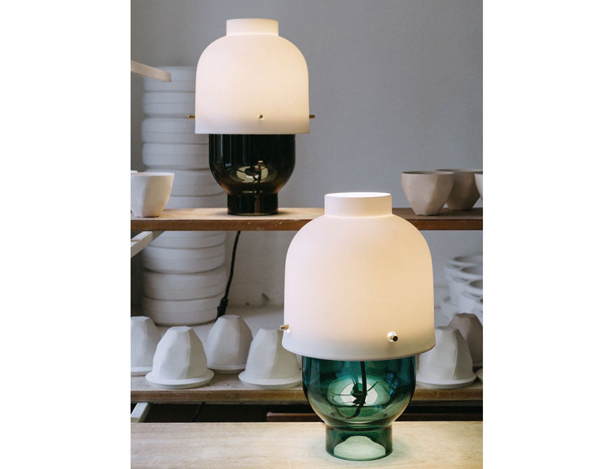 Tischleuchte Colo Biskuitporzellan Glasfuß mundgeblasen